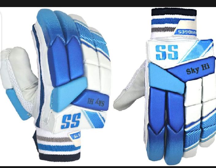 SS Select Duffle Cricket Kit Bag along with a cricket bat and batting gloves